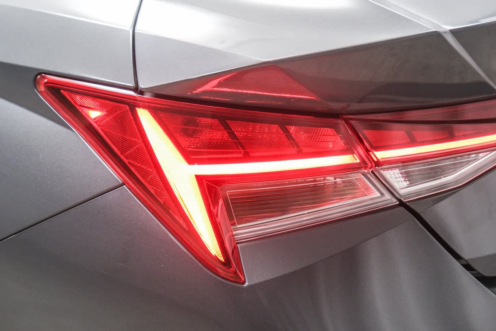 Thumbnail: 2023 Hyundai Elantra - 7