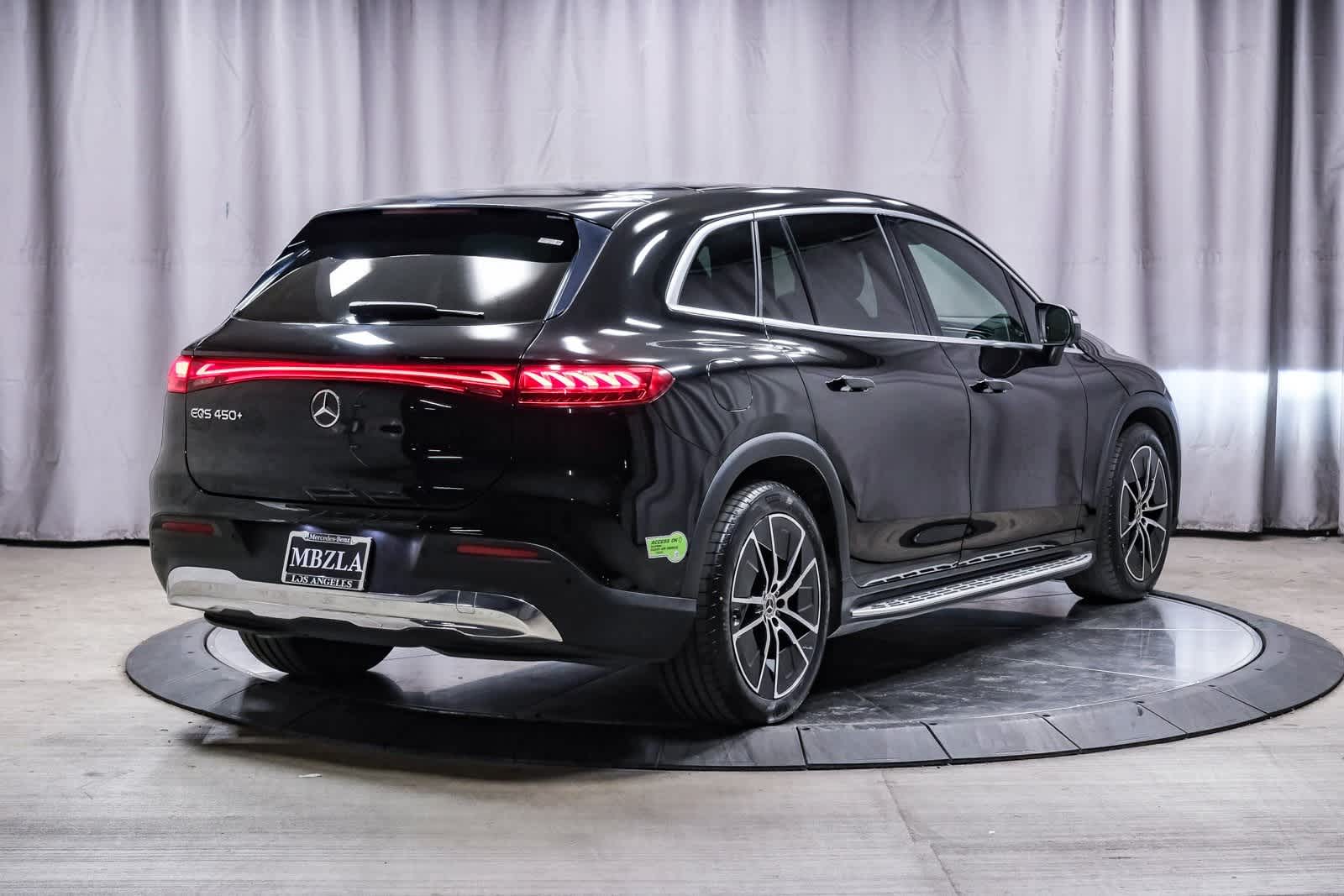 Thumbnail: 2023 Mercedes-Benz EQS - 4