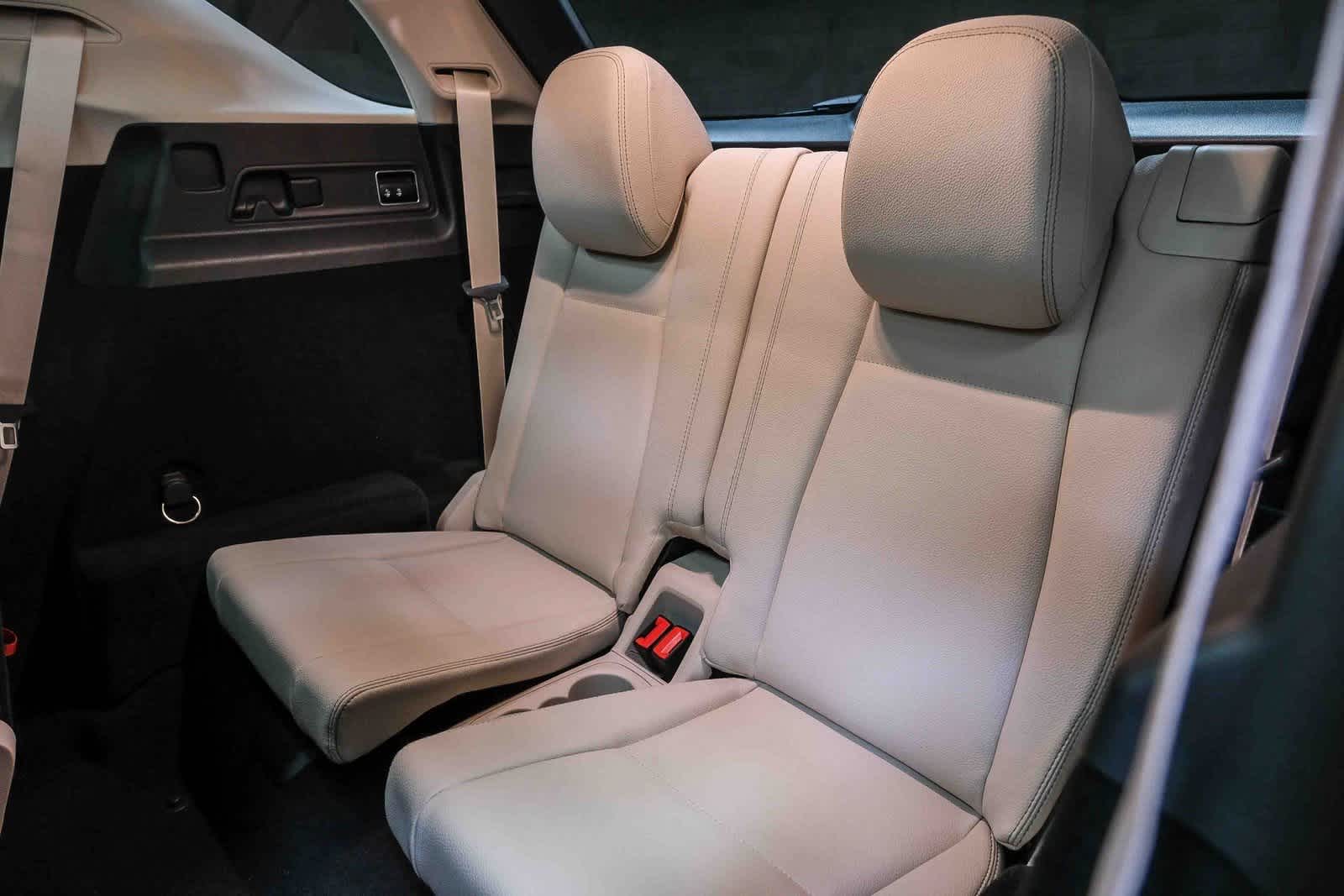 Thumbnail: 2025 Mercedes-Benz GLE - 17