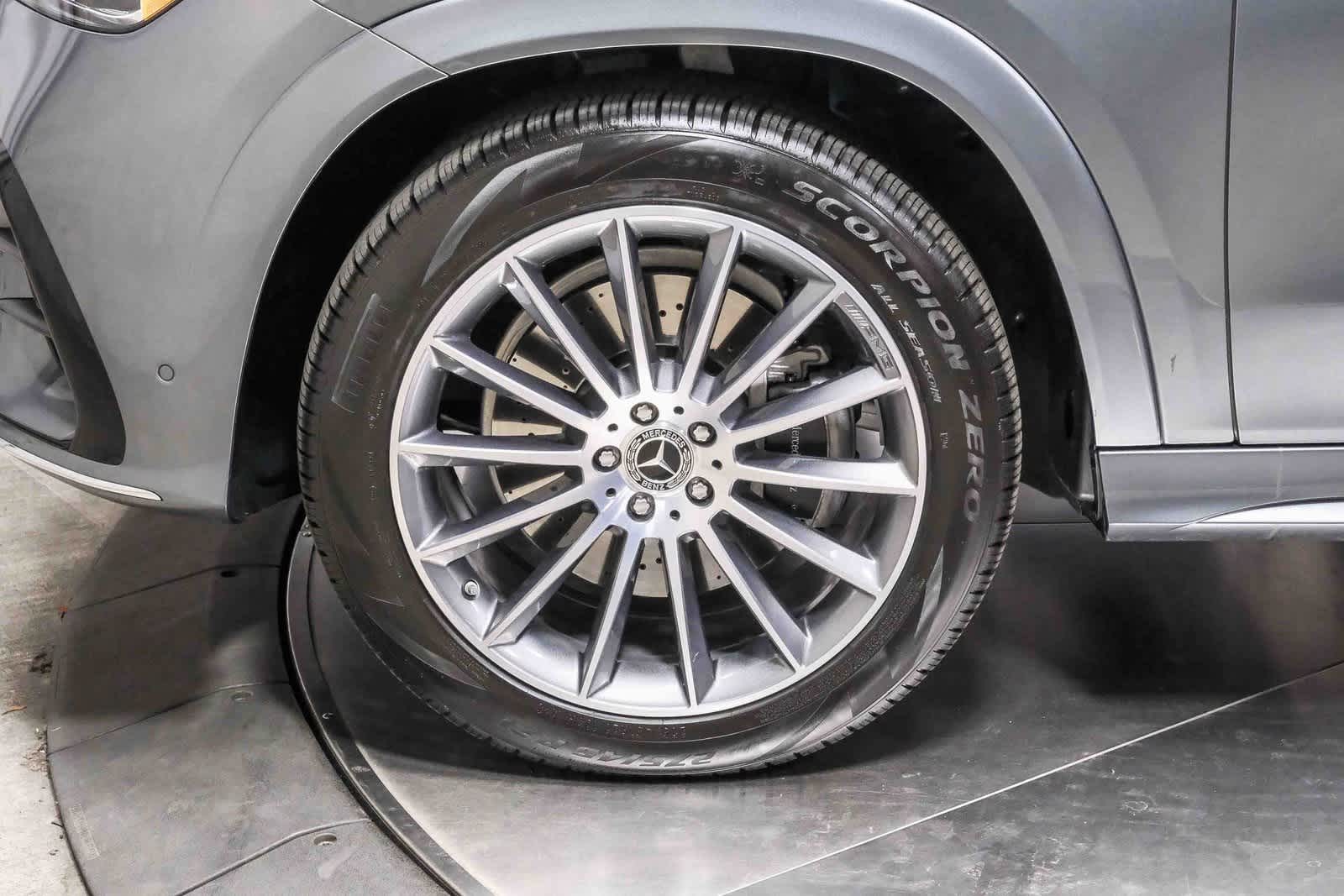 Thumbnail: 2025 Mercedes-Benz GLE - 10