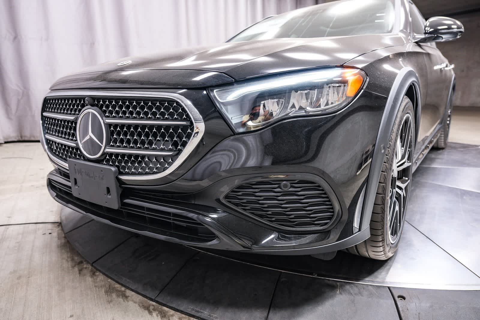 Thumbnail: 2026 Mercedes-Benz E-Class - 12