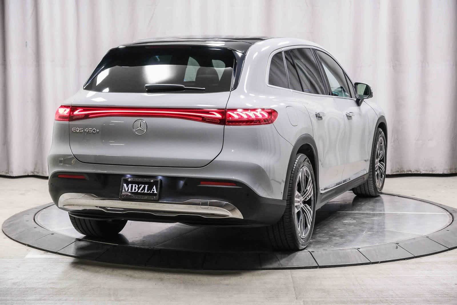 Thumbnail: 2023 Mercedes-Benz EQS - 4