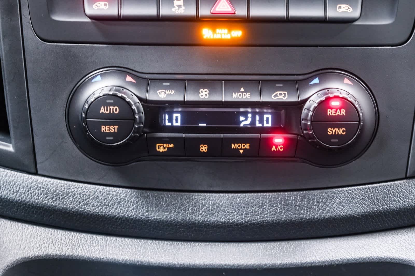 Thumbnail: 2023 Mercedes-Benz Metris - 15