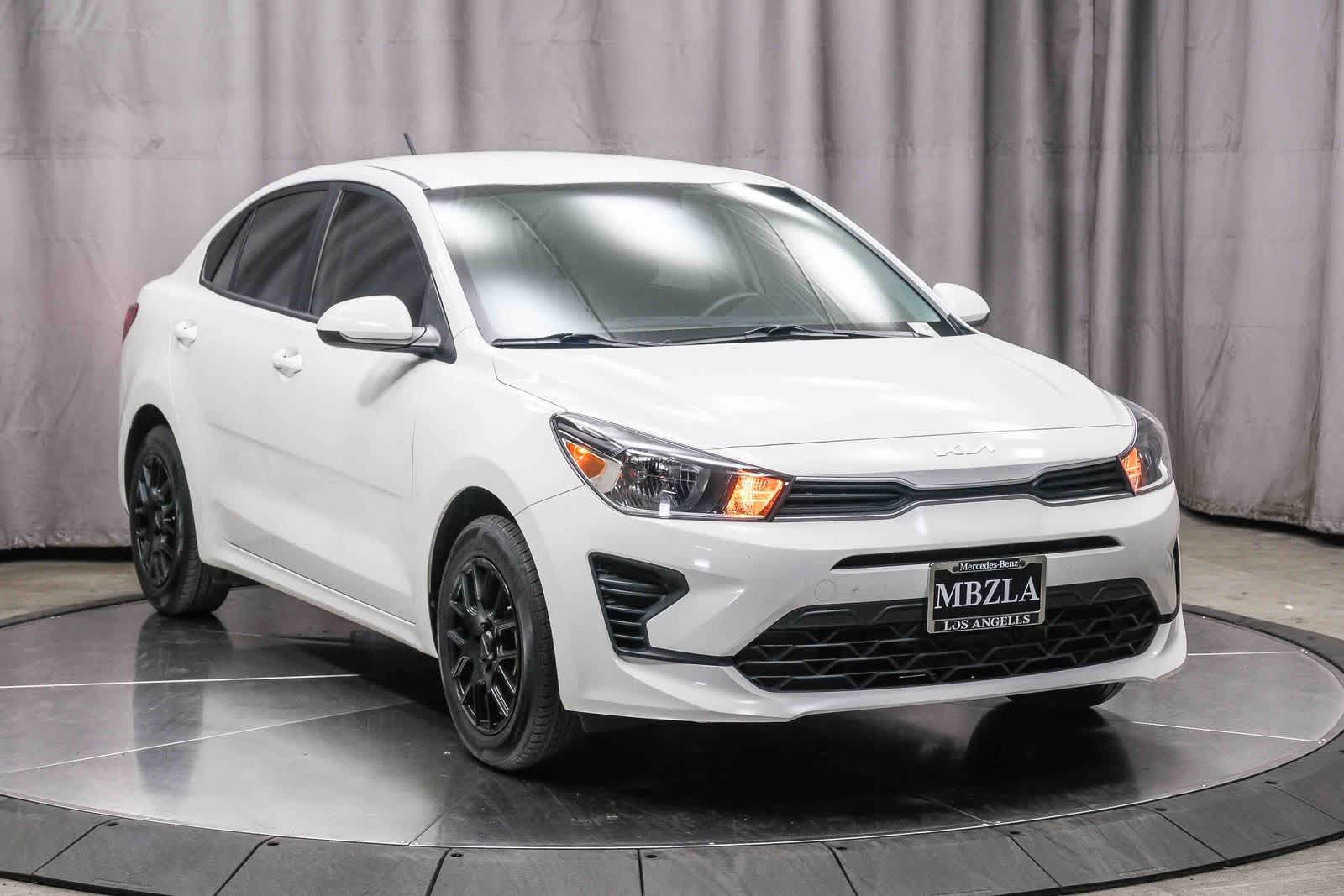 Thumbnail: 2023 Kia Rio - 5