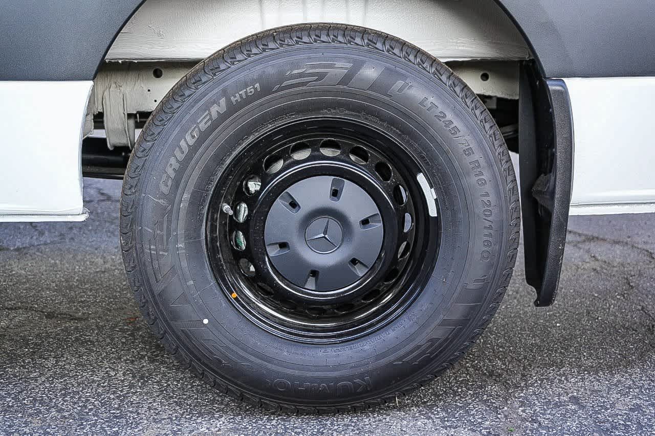 Thumbnail: 2026 Mercedes-Benz Sprinter - 10