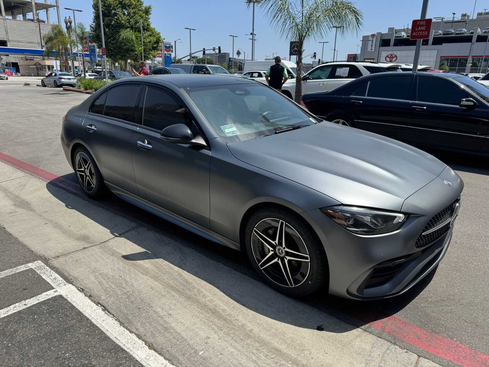 Thumbnail: 2022 Mercedes-Benz C-Class - 2
