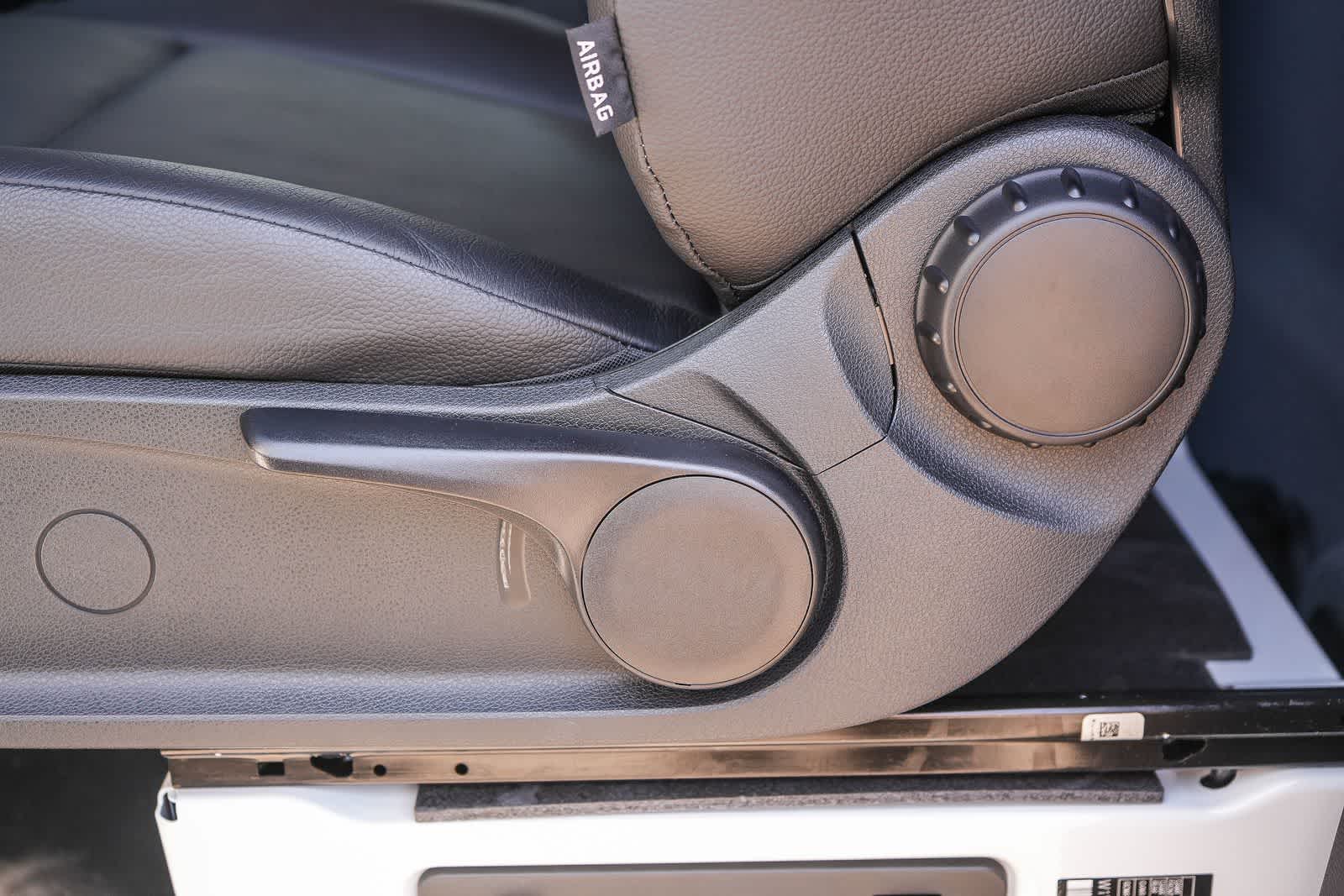 Thumbnail: 2025 Mercedes-Benz eSprinter - 21