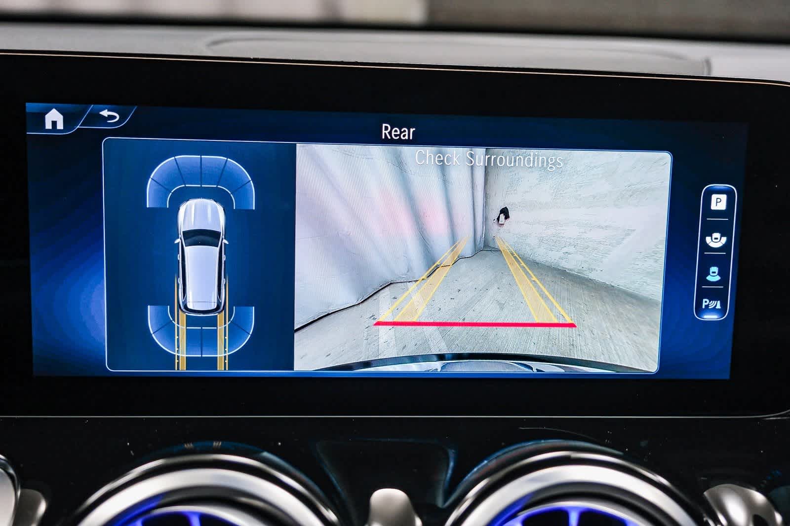 Thumbnail: 2025 Mercedes-Benz GLB - 25