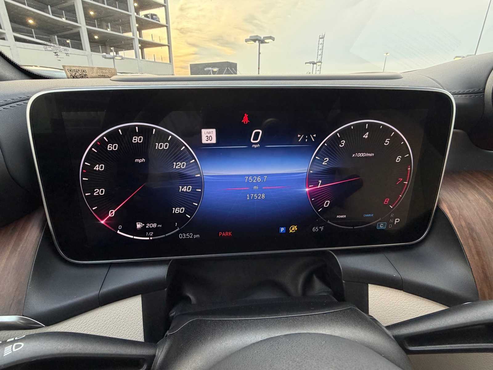 Thumbnail: 2023 Mercedes-Benz GLC - 7