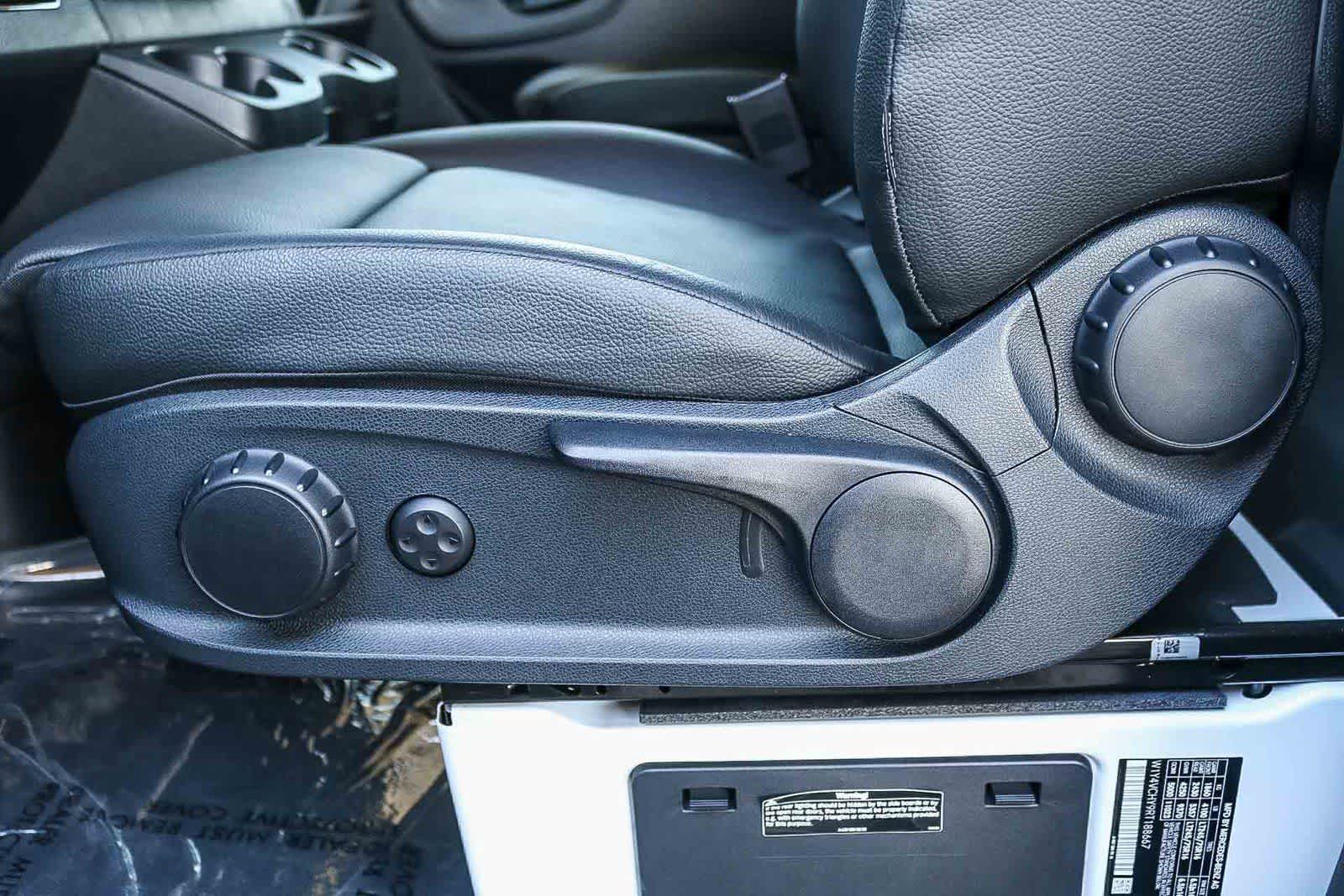 Thumbnail: 2024 Mercedes-Benz eSprinter - 19