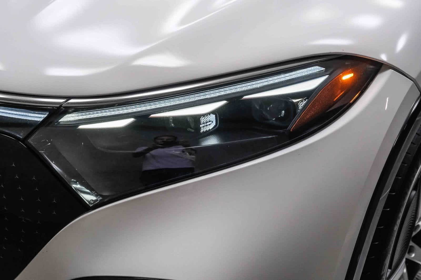 Thumbnail: 2023 Mercedes-Benz EQS - 10