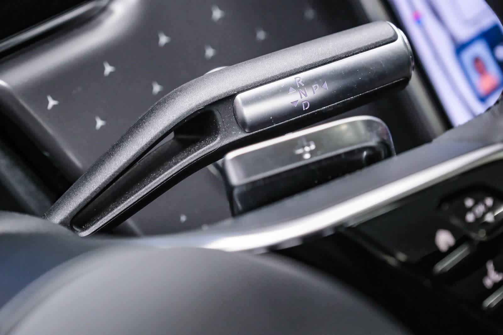 Thumbnail: 2022 Mercedes-Benz EQS - 16