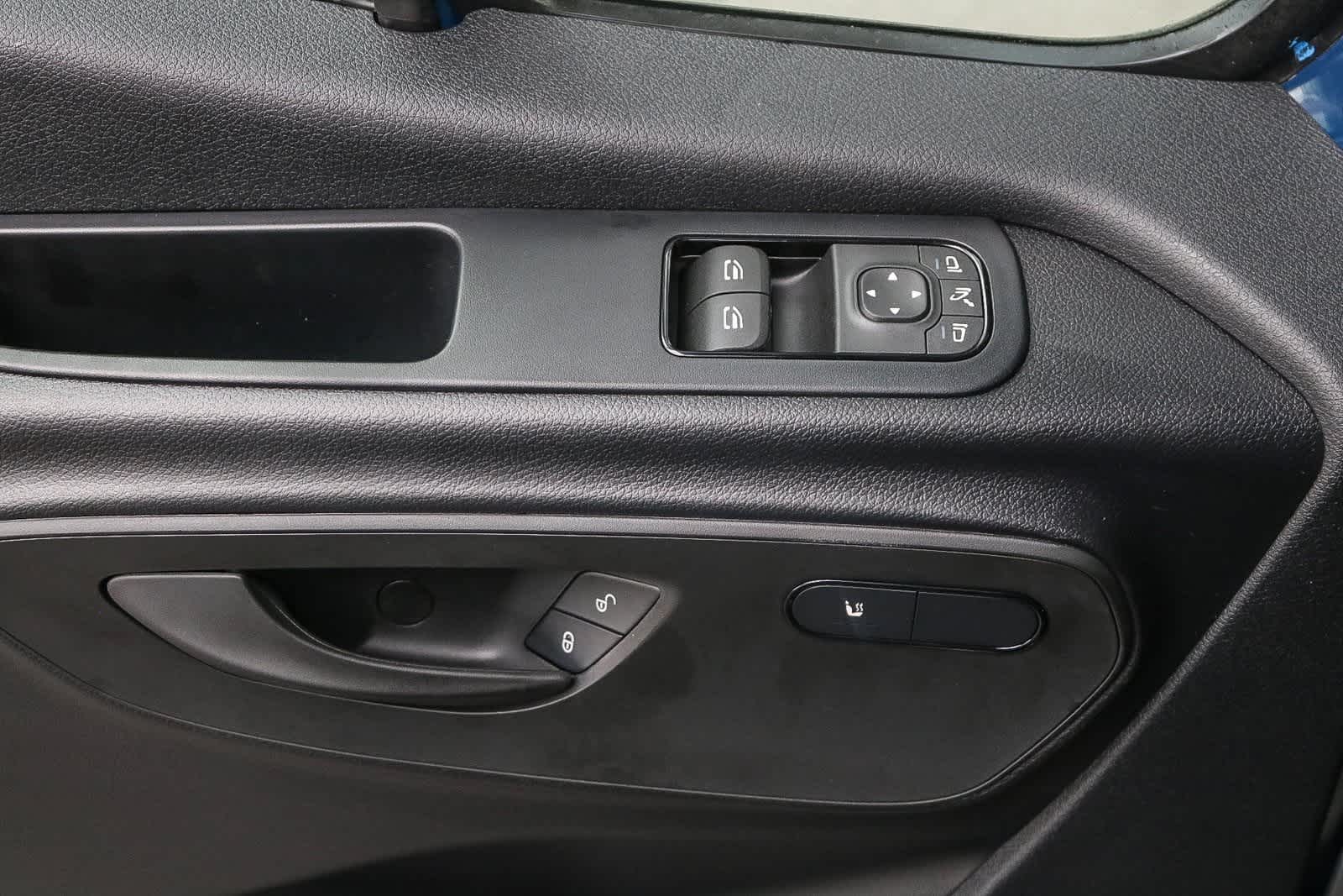 Thumbnail: 2025 Mercedes-Benz eSprinter - 20