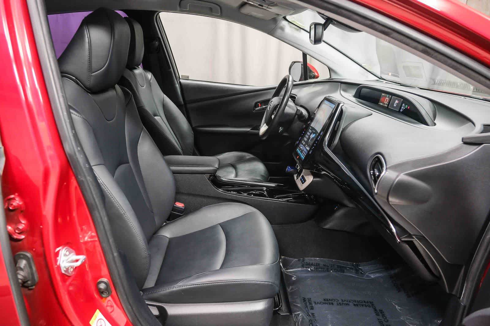 Thumbnail: 2017 Toyota Prius Prime - 23