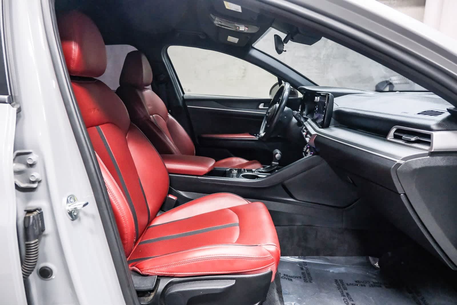 Thumbnail: 2023 Kia K5 - 16