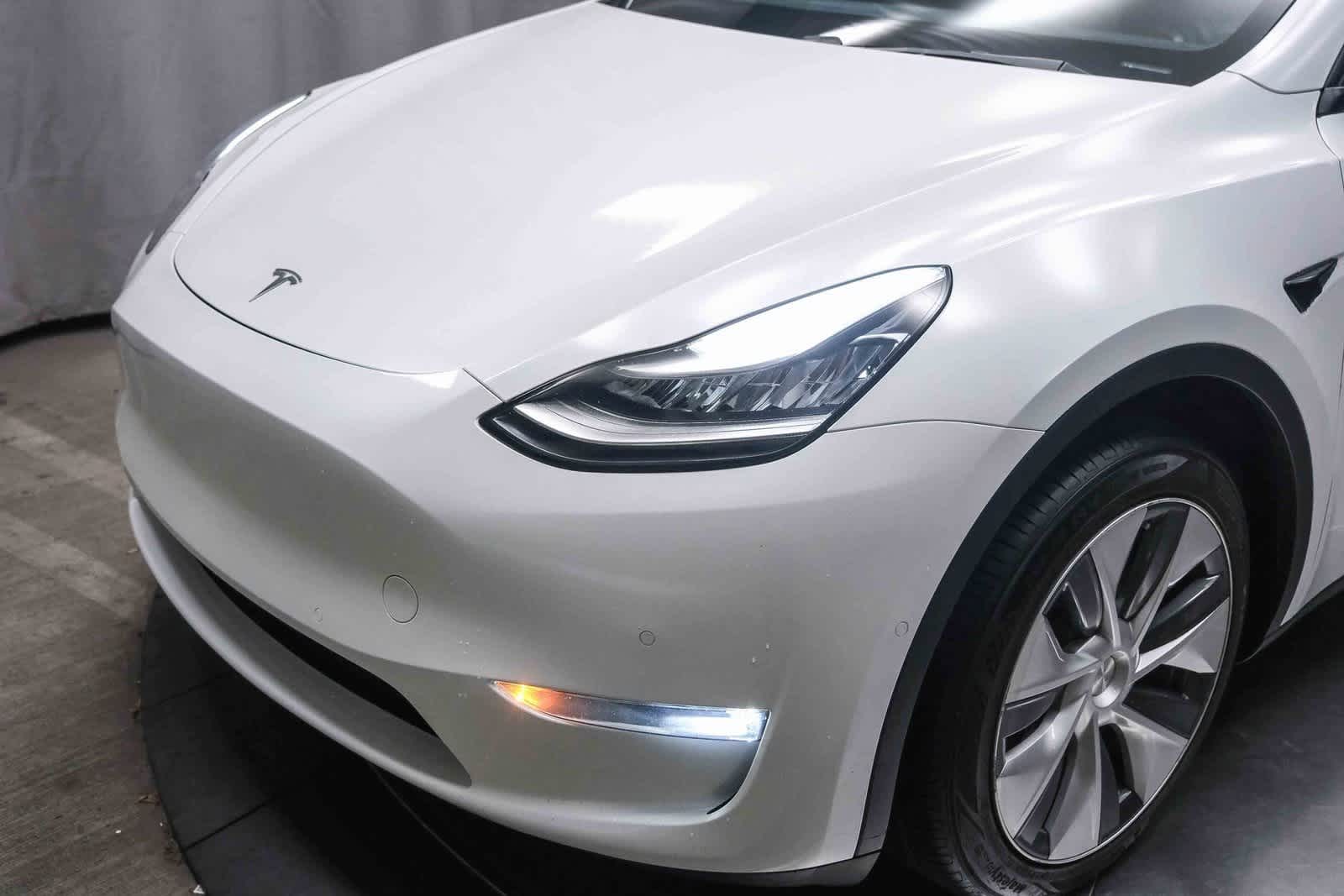 Thumbnail: 2020 Tesla Model Y - 12