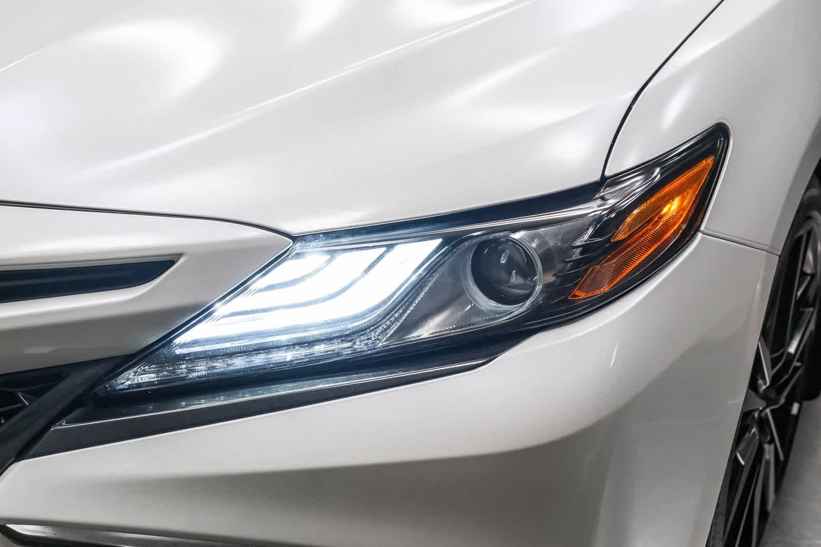 Thumbnail: 2023 Toyota Camry - 11