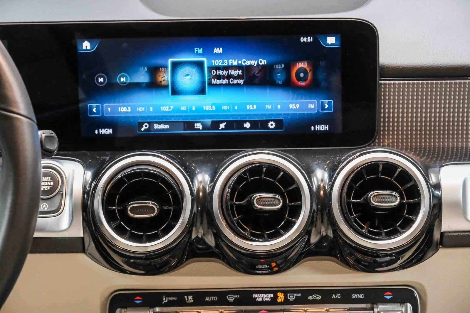 Thumbnail: 2022 Mercedes-Benz GLB - 14