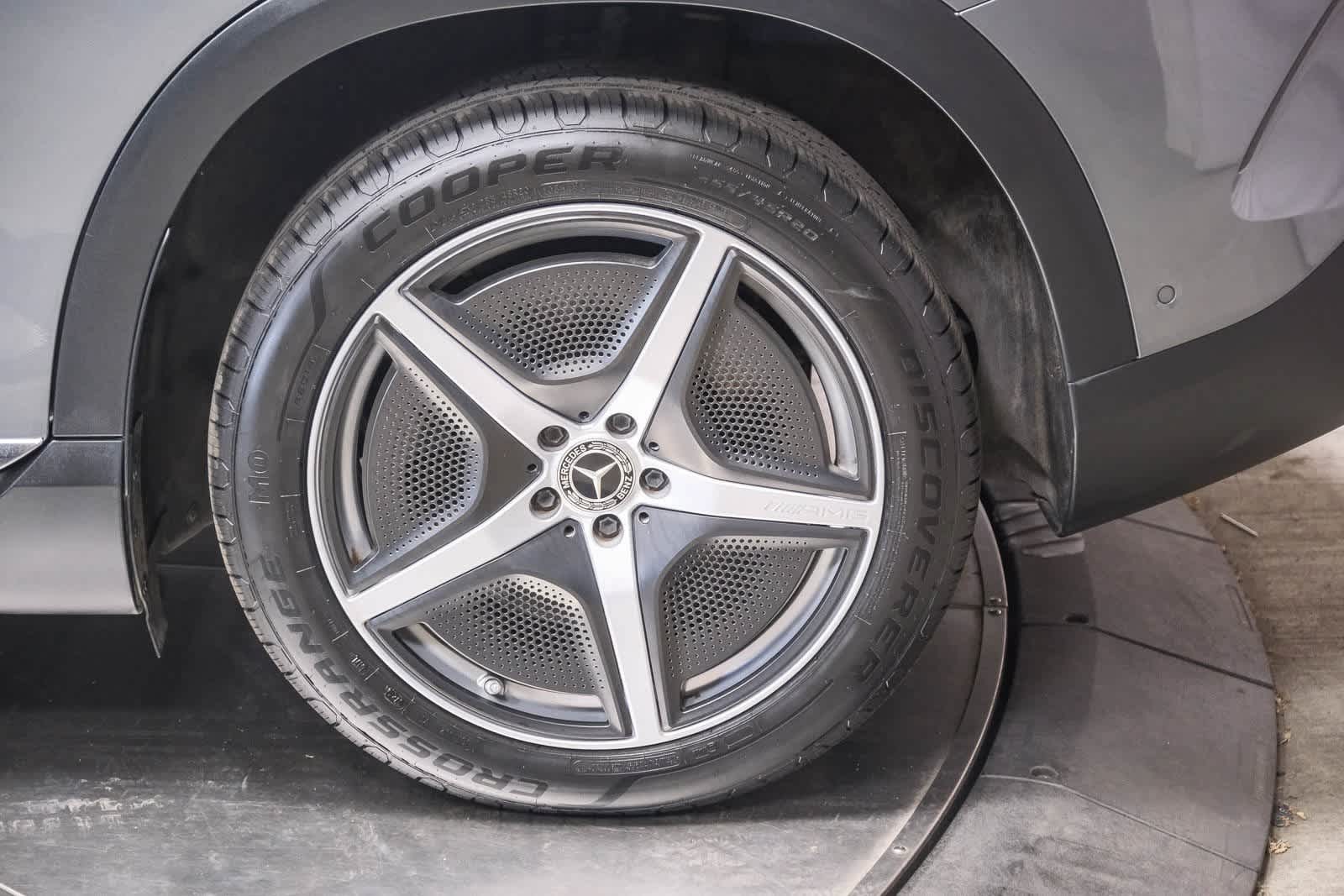 Thumbnail: 2023 Mercedes-Benz EQE - 9