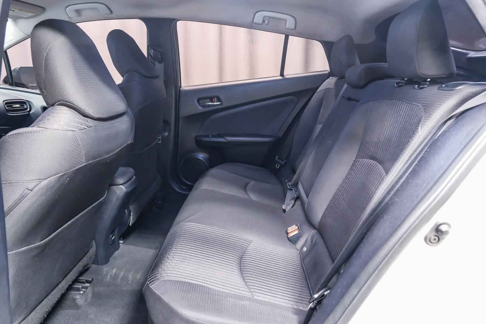 Thumbnail: 2016 Toyota Prius - 19