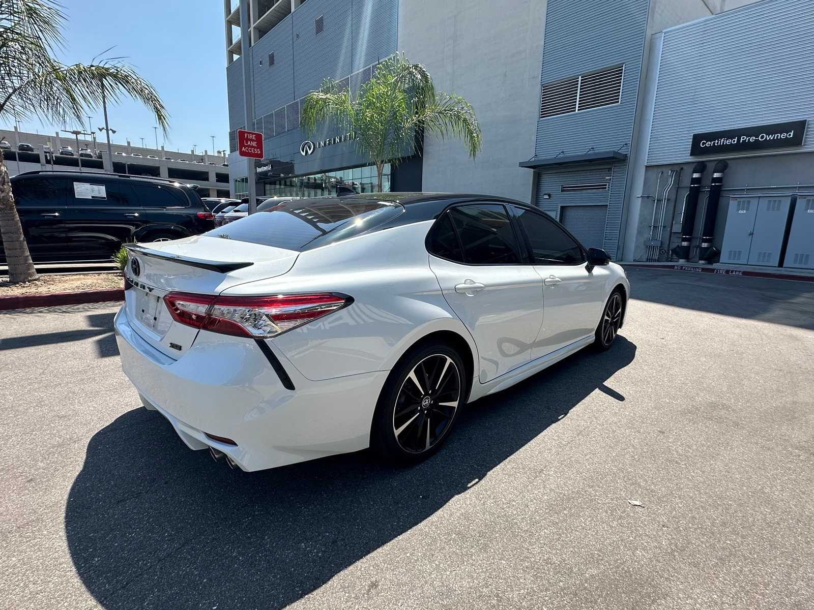 Thumbnail: 2020 Toyota Camry - 4