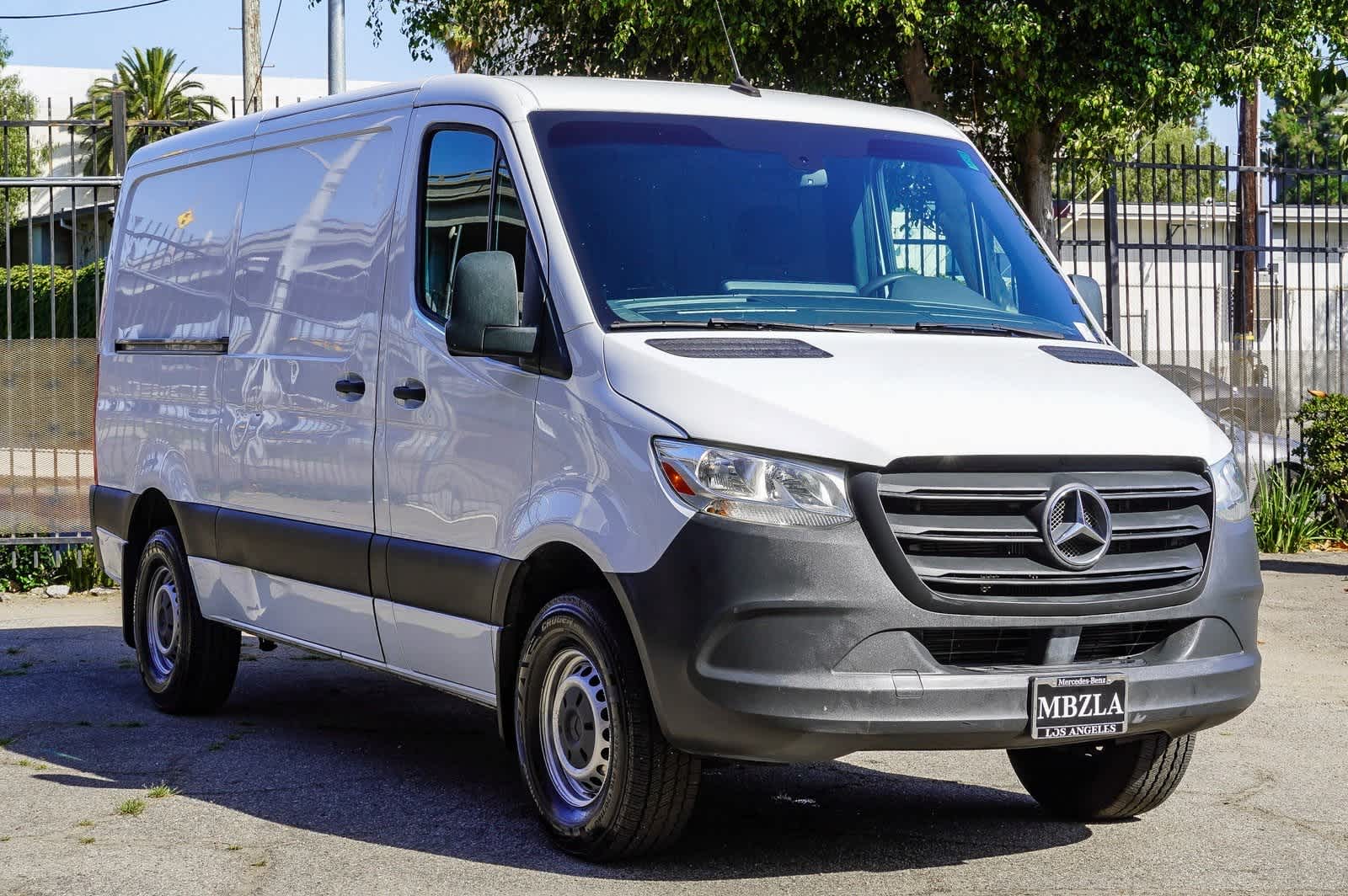 Thumbnail: 2019 Mercedes-Benz Sprinter - 3