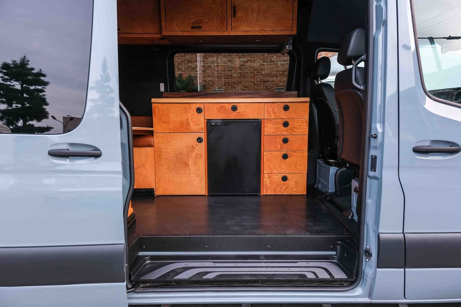 Thumbnail: 2023 Mercedes-Benz Sprinter - 19