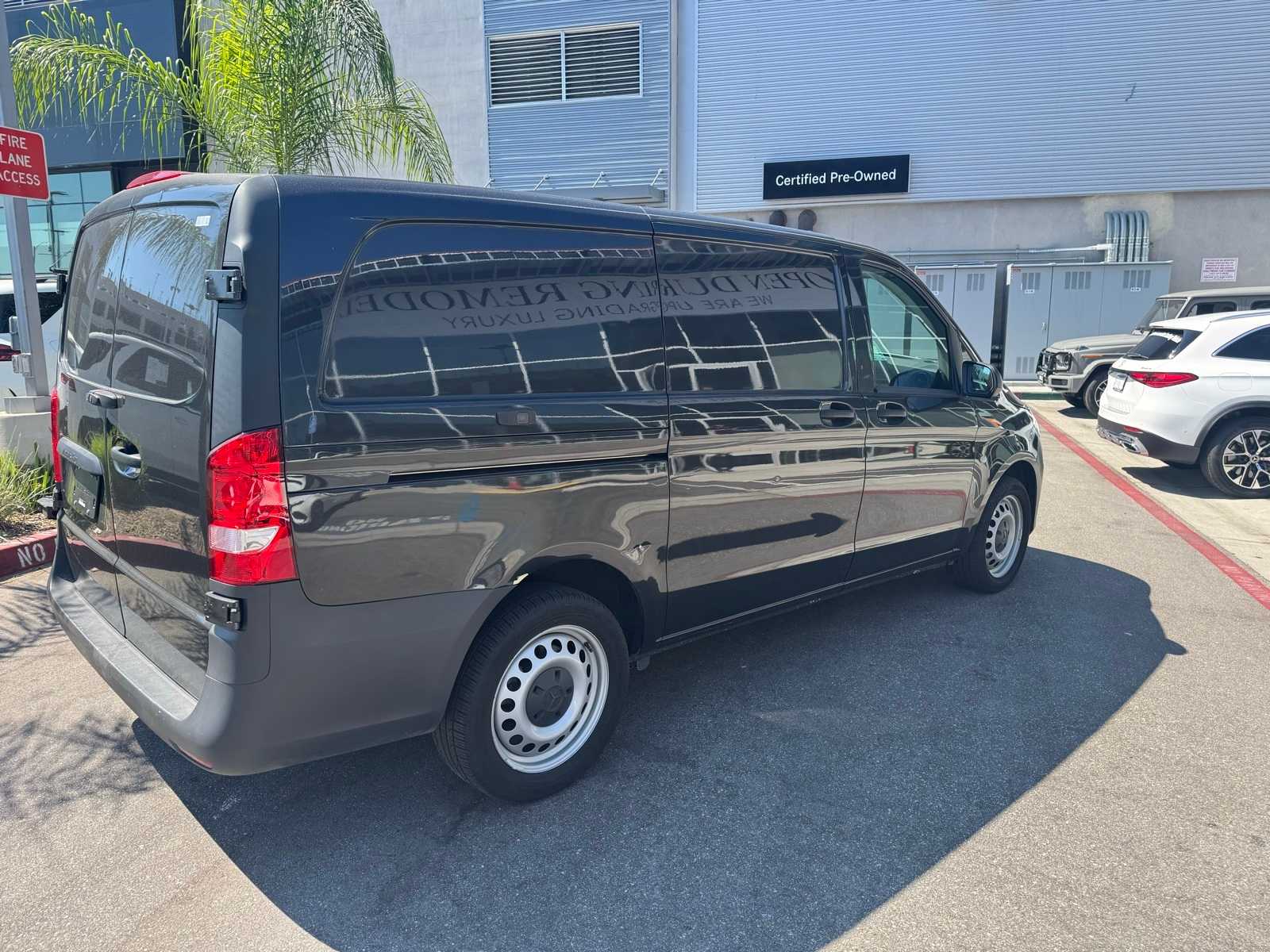 Thumbnail: 2020 Mercedes-Benz Metris - 3
