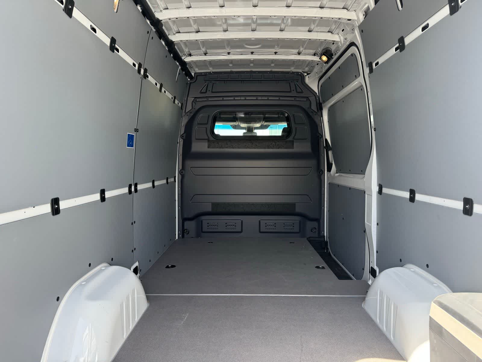 Thumbnail: 2023 Mercedes-Benz Sprinter - 5