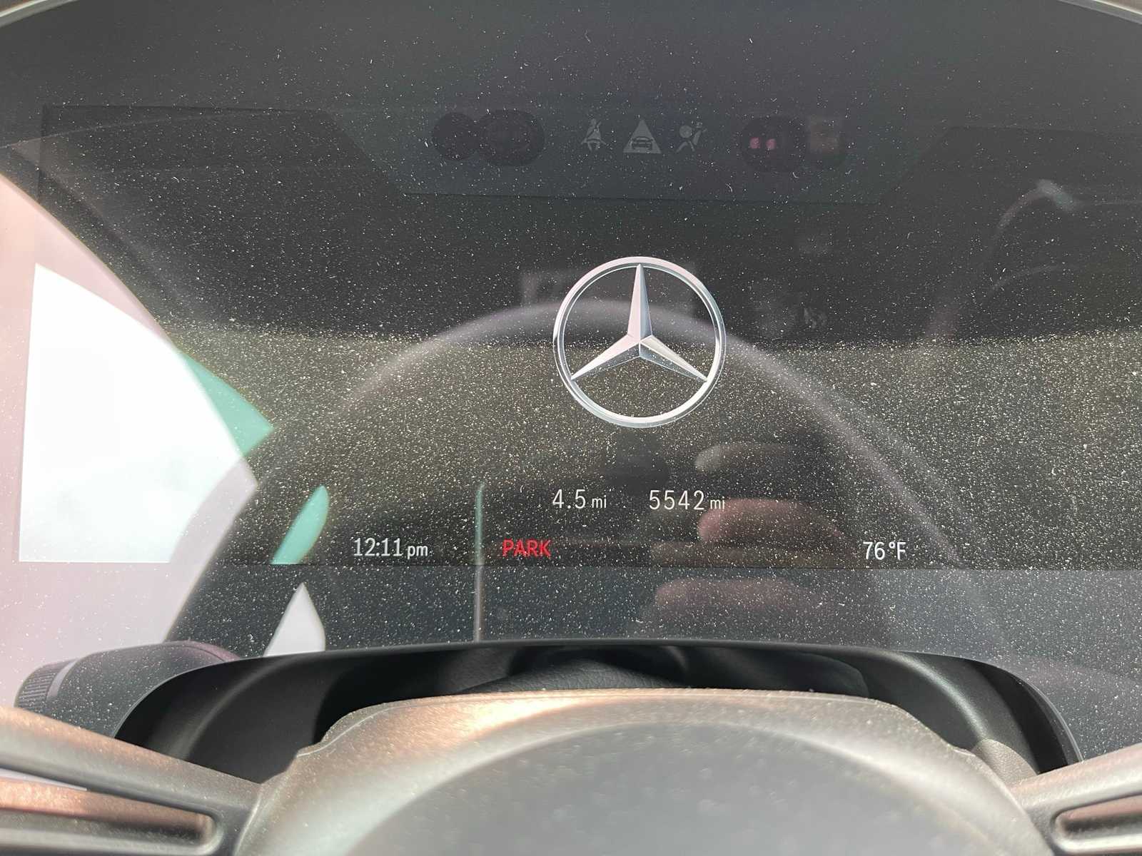 Thumbnail: 2023 Mercedes-Benz EQS - 7