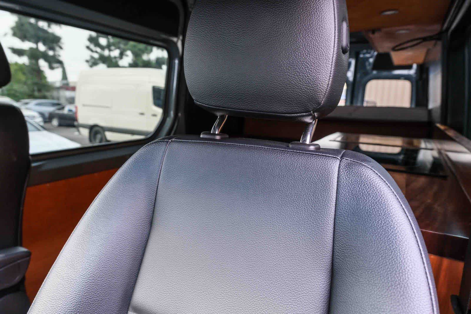 Thumbnail: 2023 Mercedes-Benz Sprinter - 24