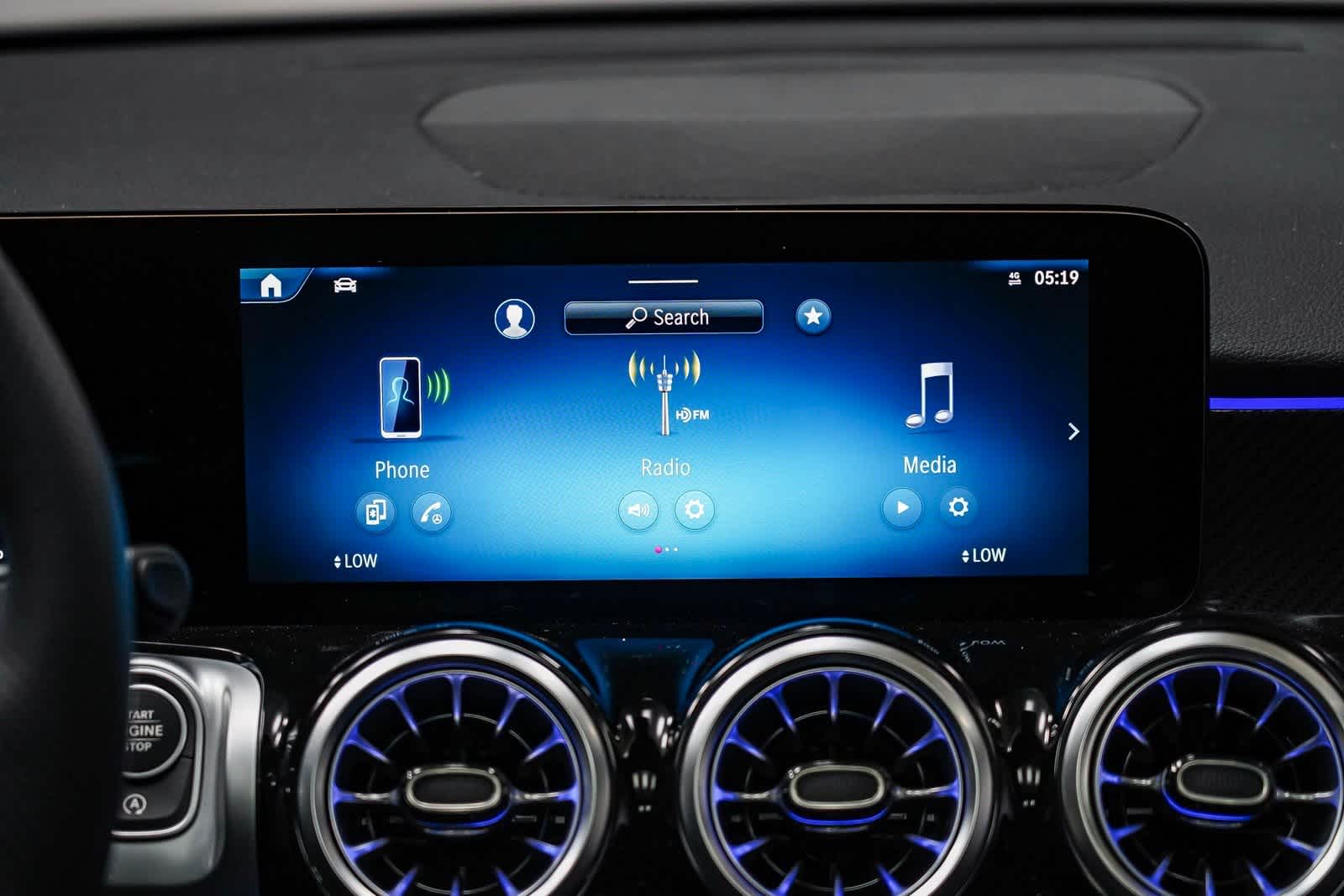 Thumbnail: 2025 Mercedes-Benz GLB - 14