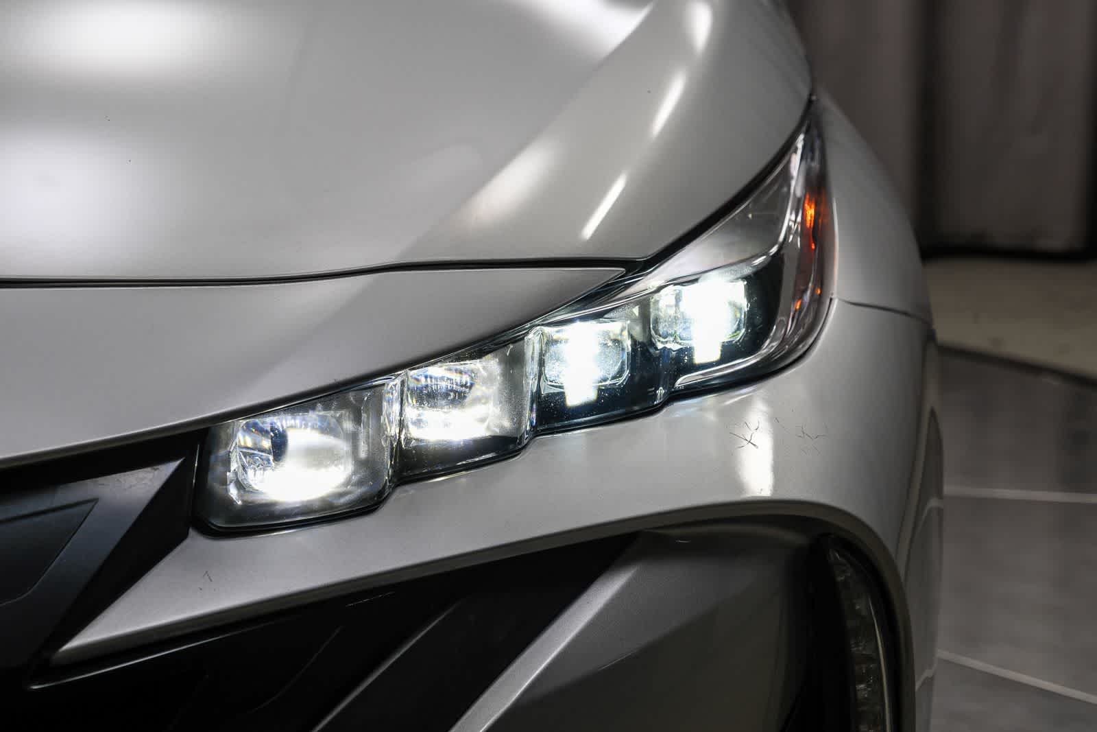 Thumbnail: 2017 Toyota Prius Prime - 12