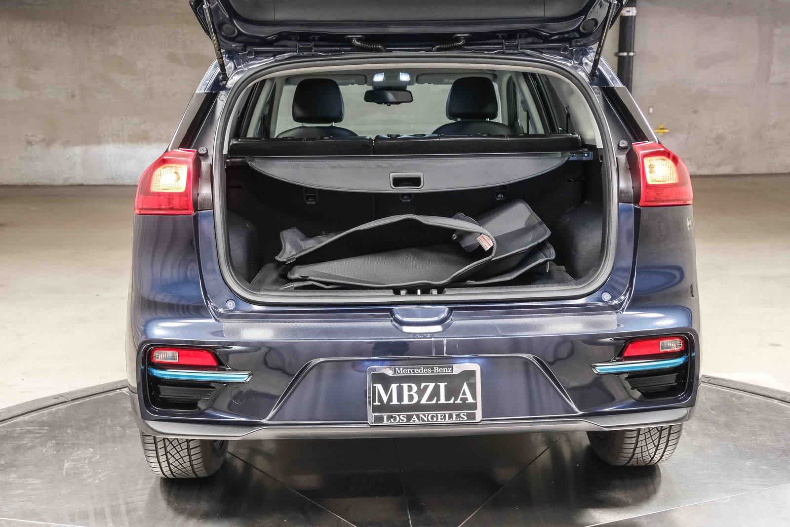 Thumbnail: 2020 Kia Niro - 31