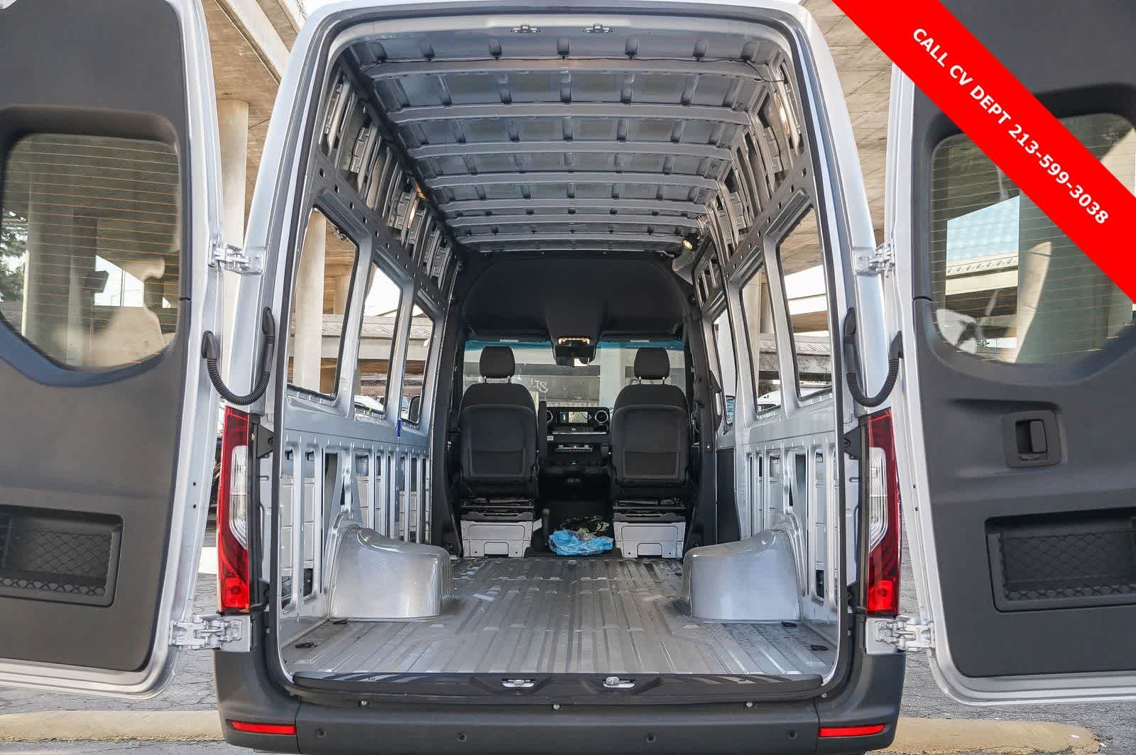 Thumbnail: 2024 Mercedes-Benz Sprinter - 6