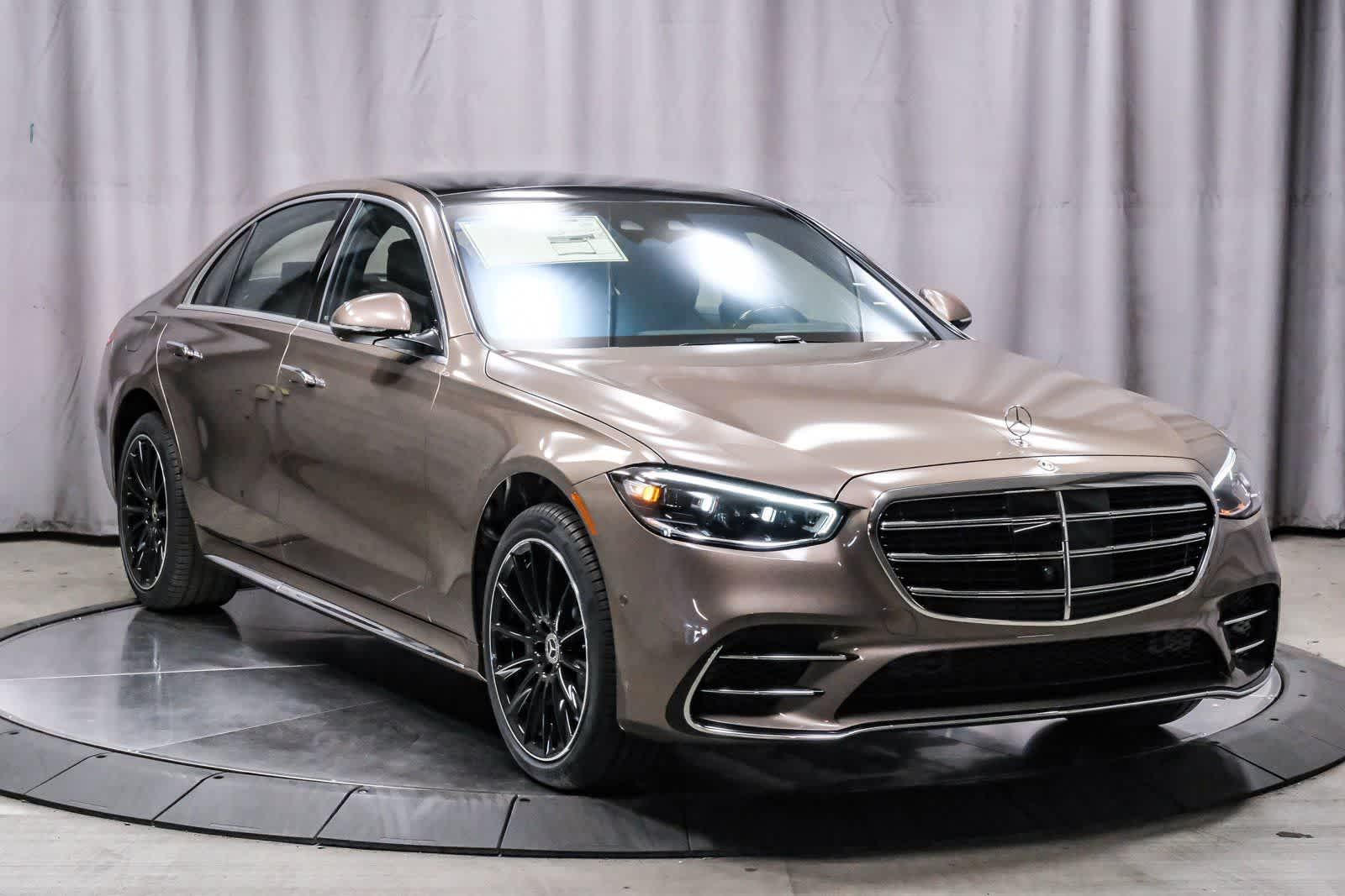 Thumbnail: 2026 Mercedes-Benz S-Class - 5