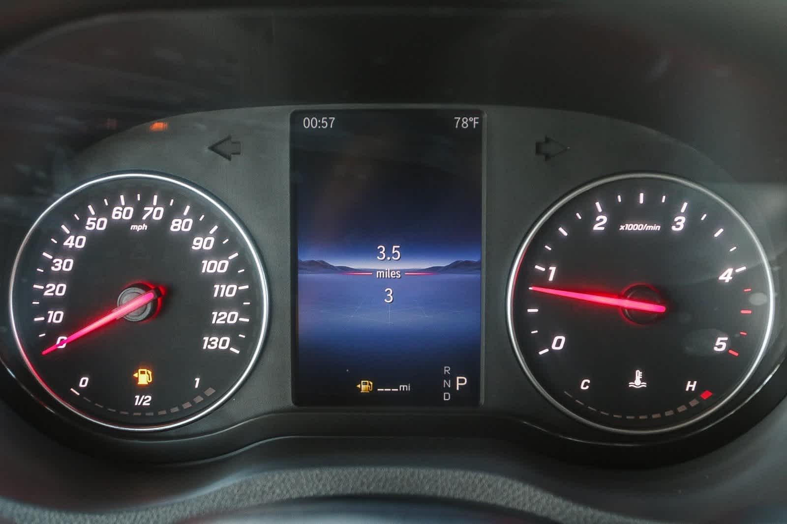 Thumbnail: 2025 Mercedes-Benz Sprinter - 21