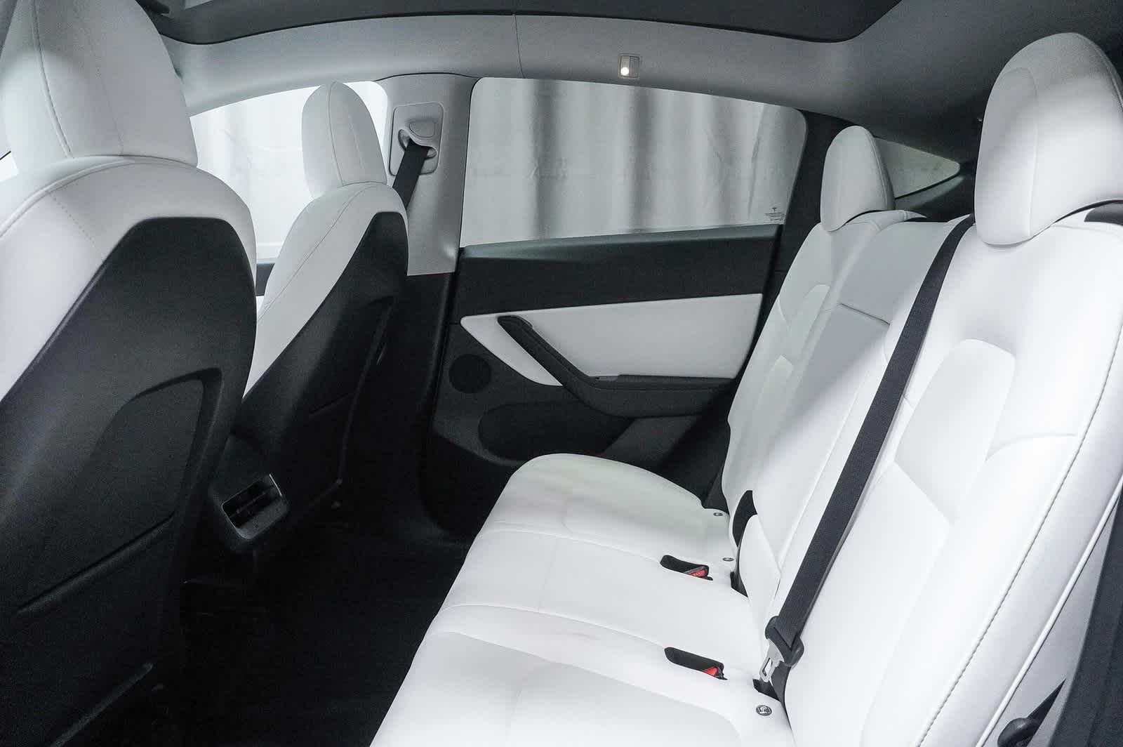 Thumbnail: 2021 Tesla Model Y - 16