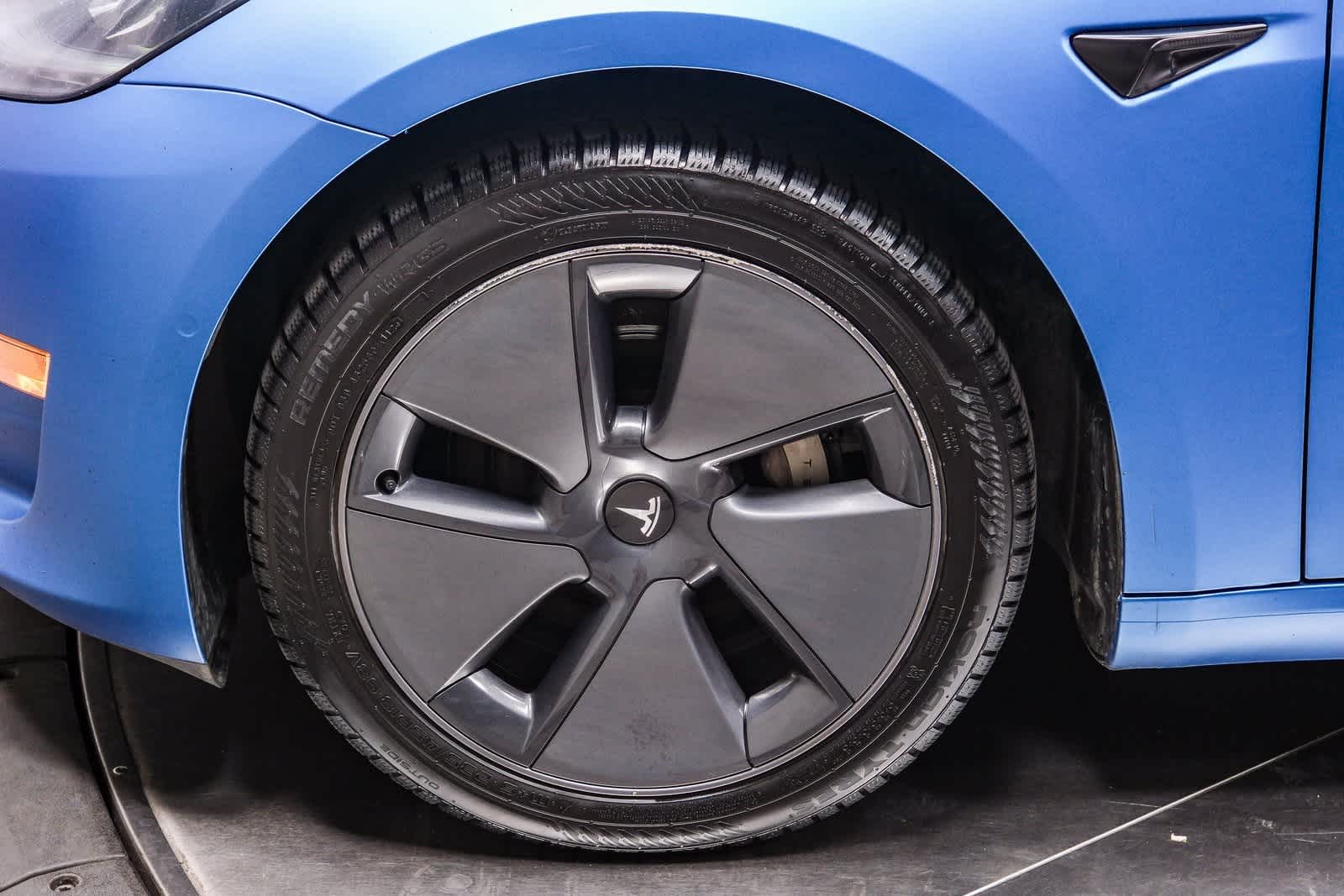 Thumbnail: 2021 Tesla Model 3 - 9
