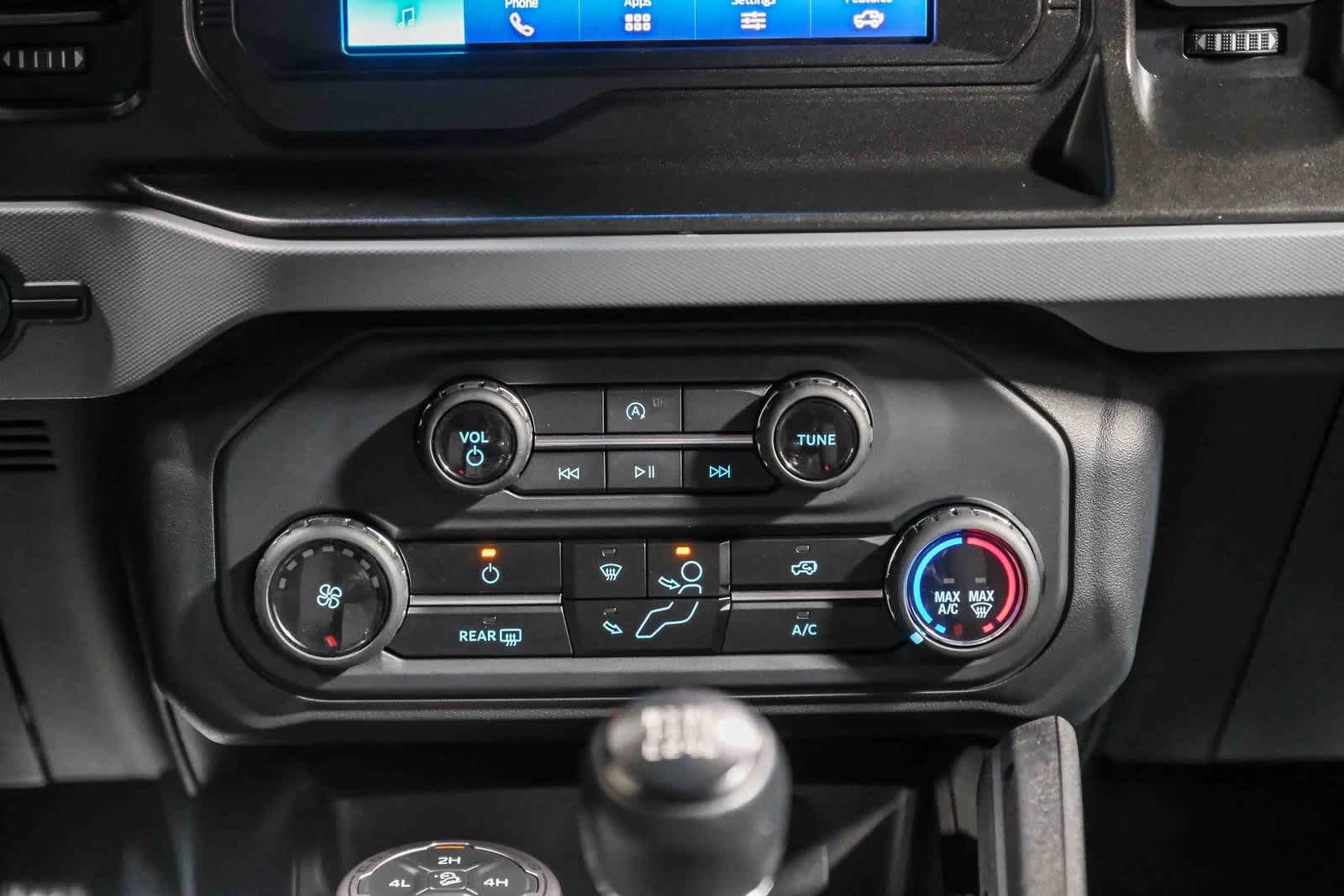 Thumbnail: 2023 Ford Bronco - 15