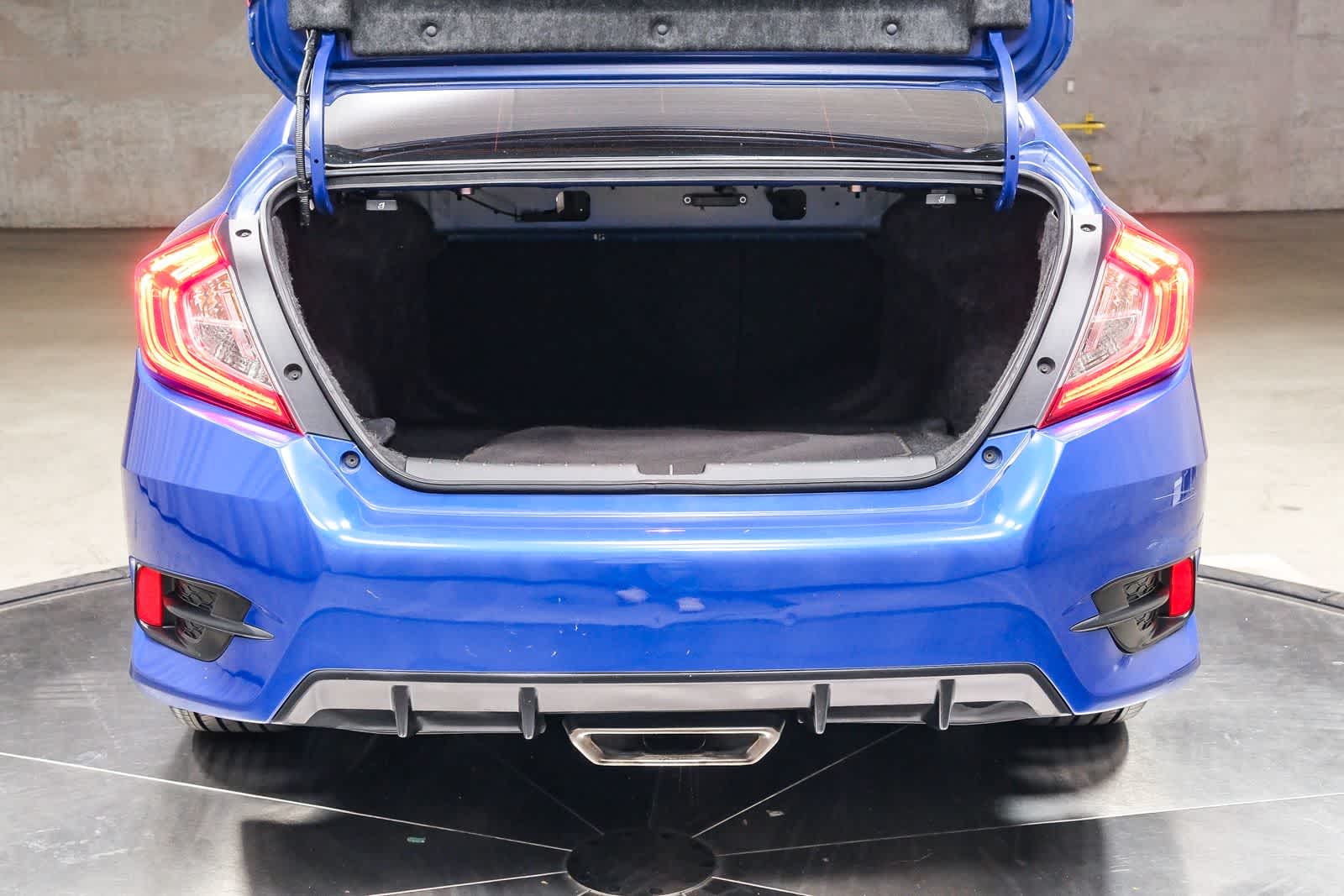 Thumbnail: 2019 Honda Civic - 30