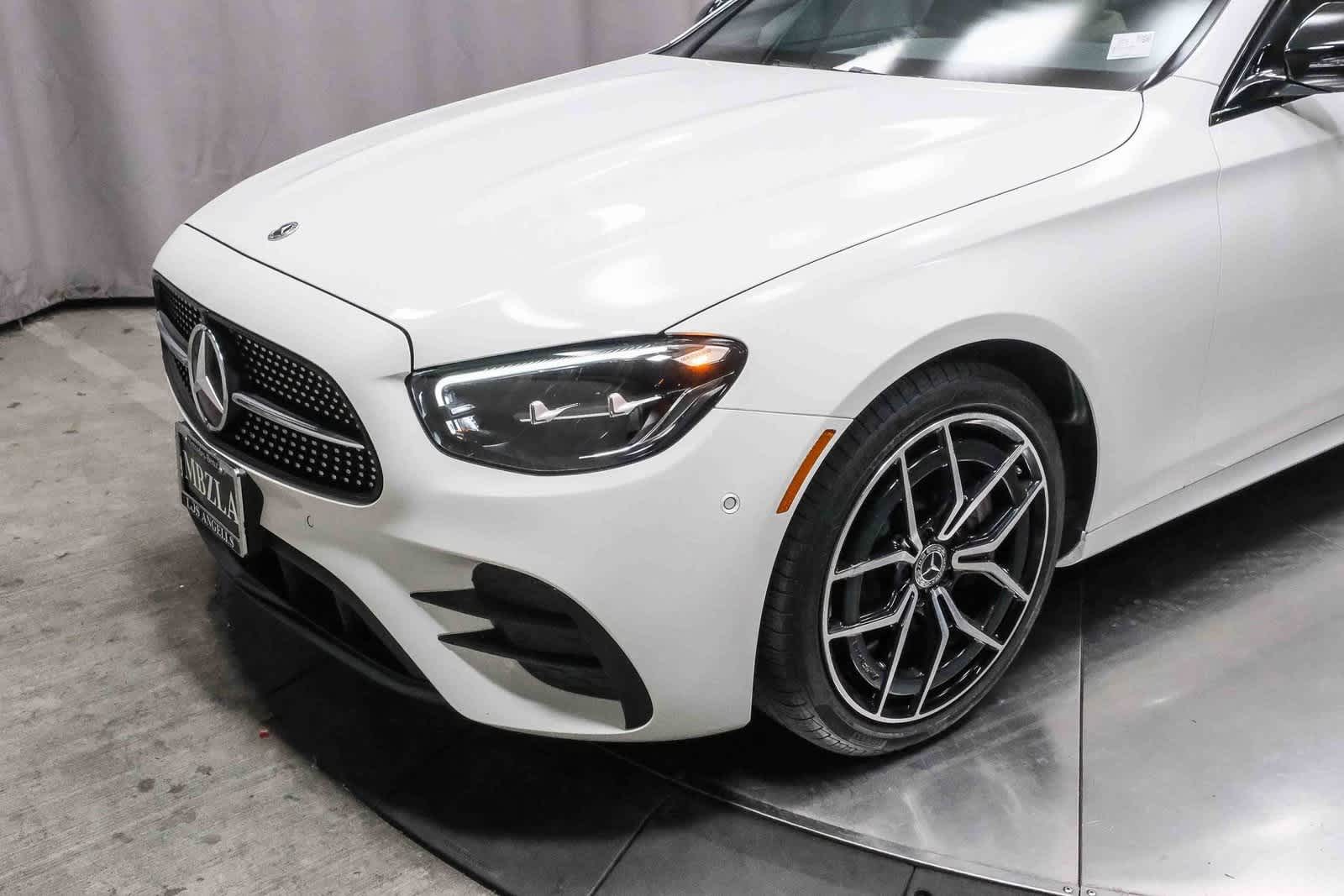 Thumbnail: 2022 Mercedes-Benz E-Class - 12