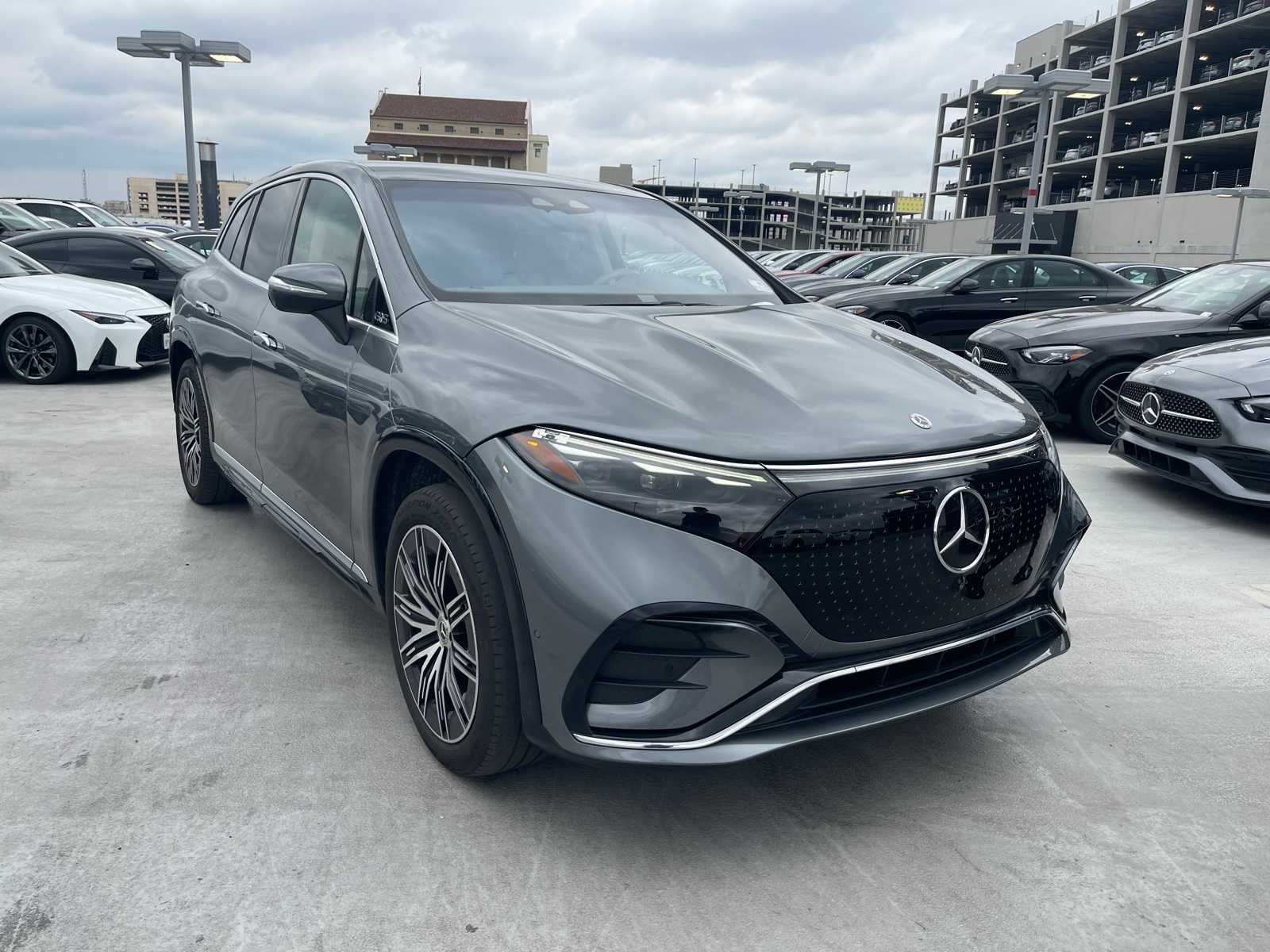 Thumbnail: 2023 Mercedes-Benz EQS - 2