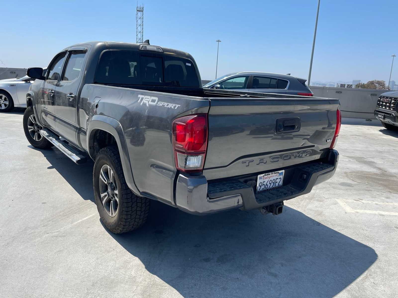 Thumbnail: 2018 Toyota Tacoma - 2