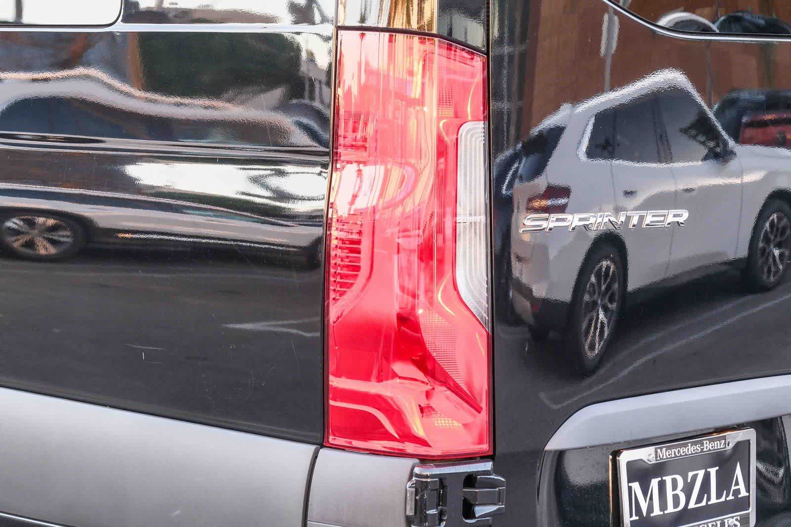 Thumbnail: 2024 Mercedes-Benz Sprinter - 8