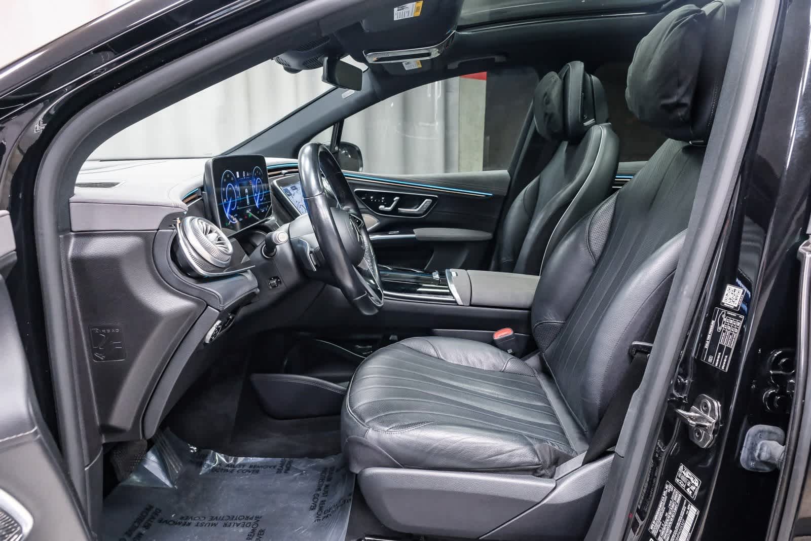 Thumbnail: 2023 Mercedes-Benz EQS - 17