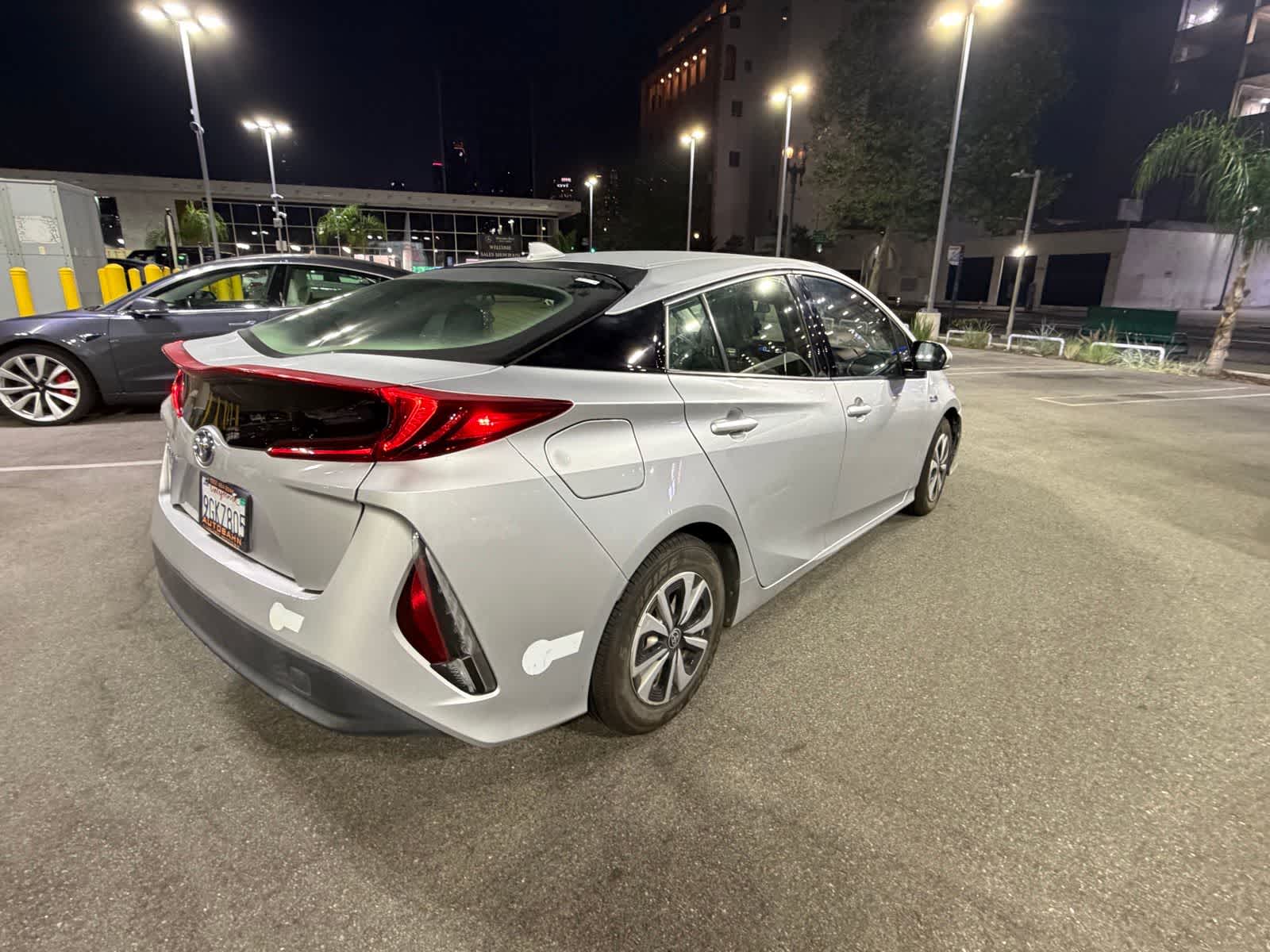 Thumbnail: 2017 Toyota Prius Prime - 4