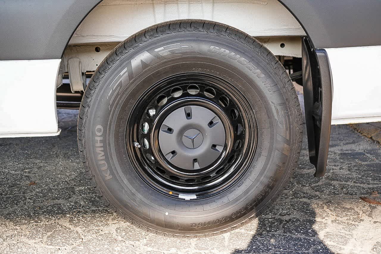 Thumbnail: 2026 Mercedes-Benz Sprinter - 10