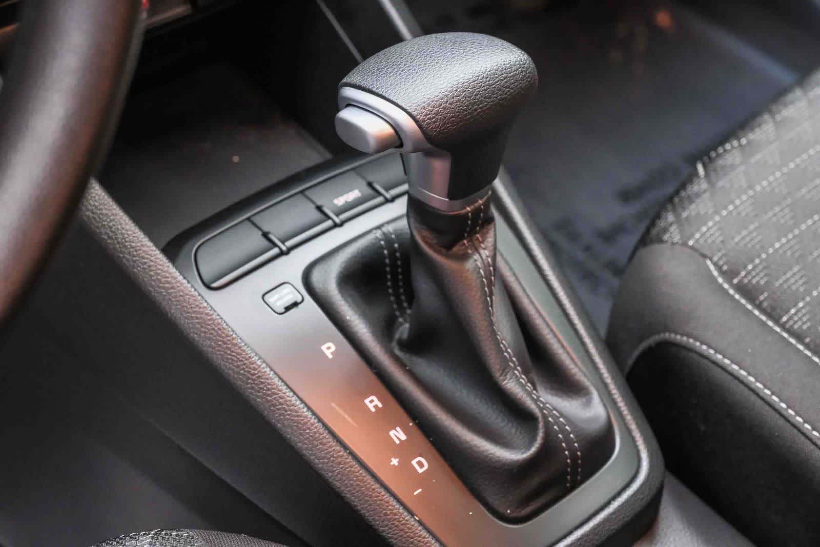 Thumbnail: 2023 Kia Rio - 20