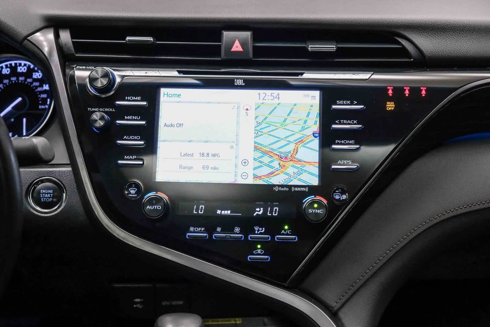 Thumbnail: 2019 Toyota Camry - 14